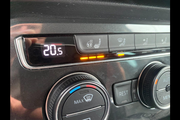 Volkswagen Tiguan 1.4 TSI R-Line |DSG | ACC |Trekhaak |Massagestoel|Stoel/stuurverw |Dealer onderh KM 52.900 !!!