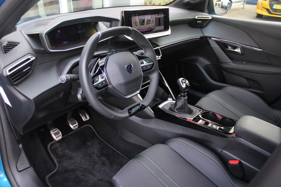 Peugeot 208 1.2 100PK GT | PANORAMA DAK | KEYLESS ENTRY/START | DRAADLOZE APPLE CARPLAY/ANDROID AUTO | CAMERA VOOR + ACHTER | DRAADLOZE TELEFOONLADER | 17" LICHTEMTALEN VELGEN | FULL LED KOPLAMPEN | DODEHOEK DETECTIE | PARKEERSENSOREN VOOR + ACHTER | CRUISE CONTROL | CLIMATE CONTROL |