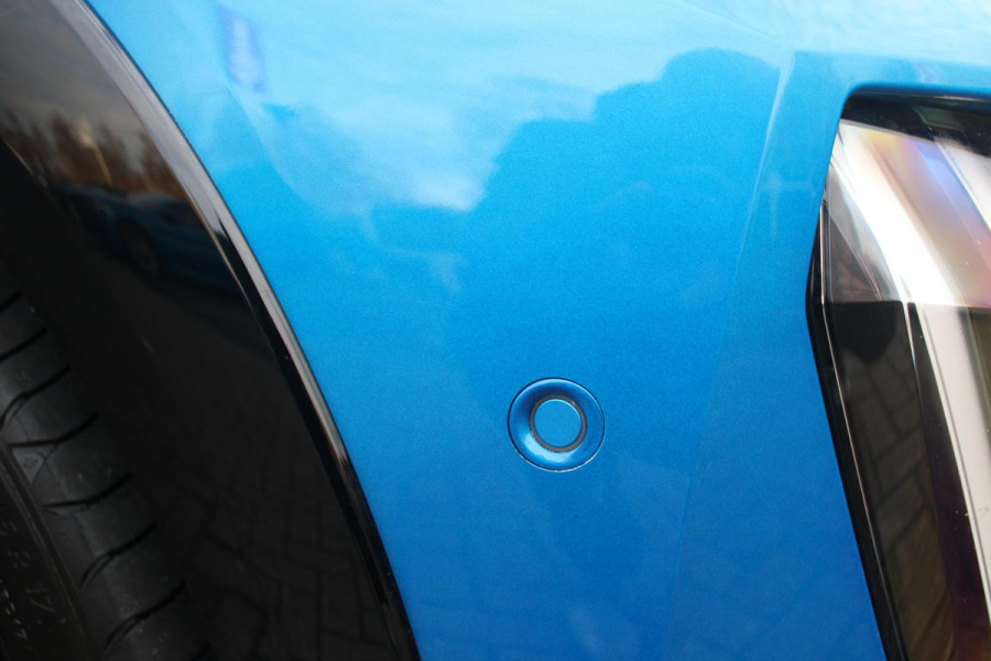 Peugeot 208 1.2 100PK GT | PANORAMA DAK | KEYLESS ENTRY/START | DRAADLOZE APPLE CARPLAY/ANDROID AUTO | CAMERA VOOR + ACHTER | DRAADLOZE TELEFOONLADER | 17" LICHTEMTALEN VELGEN | FULL LED KOPLAMPEN | DODEHOEK DETECTIE | PARKEERSENSOREN VOOR + ACHTER | CRUISE CONTROL | CLIMATE CONTROL |