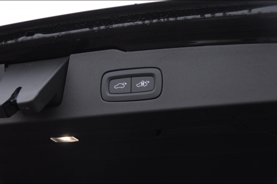 Volvo V60 T6 350PK Automaat AWD Ultra Bright / Massage stoelen / Long Range / 360 Camera / Harman Kardon audio / Head-up display / Panorama dak / Apple carplay / Android auto /