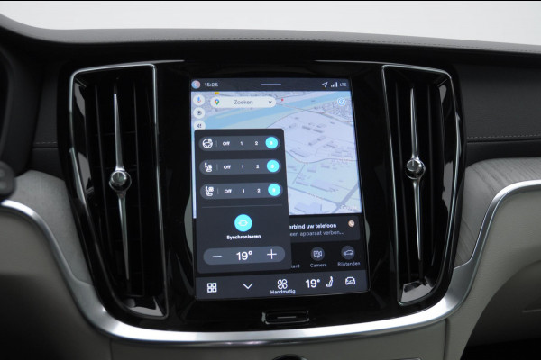 Volvo V60 T6 350PK Automaat AWD Ultra Bright / Massage stoelen / Long Range / 360 Camera / Harman Kardon audio / Head-up display / Panorama dak / Apple carplay / Android auto /