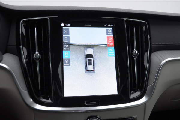 Volvo V60 T6 350PK Automaat AWD Ultra Bright / Massage stoelen / Long Range / 360 Camera / Harman Kardon audio / Head-up display / Panorama dak / Apple carplay / Android auto /