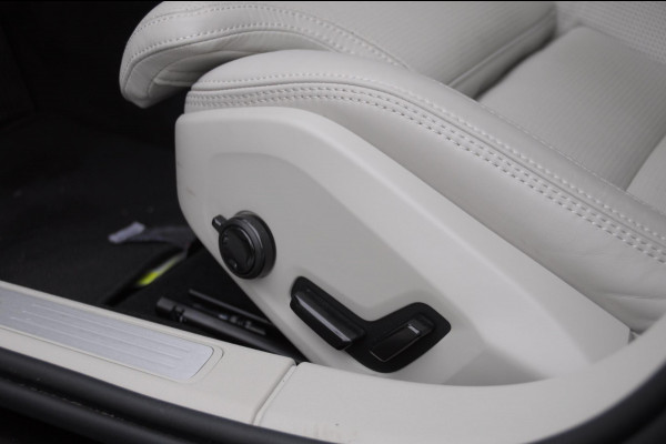 Volvo V60 T6 350PK Automaat AWD Ultra Bright / Massage stoelen / Long Range / 360 Camera / Harman Kardon audio / Head-up display / Panorama dak / Apple carplay / Android auto /