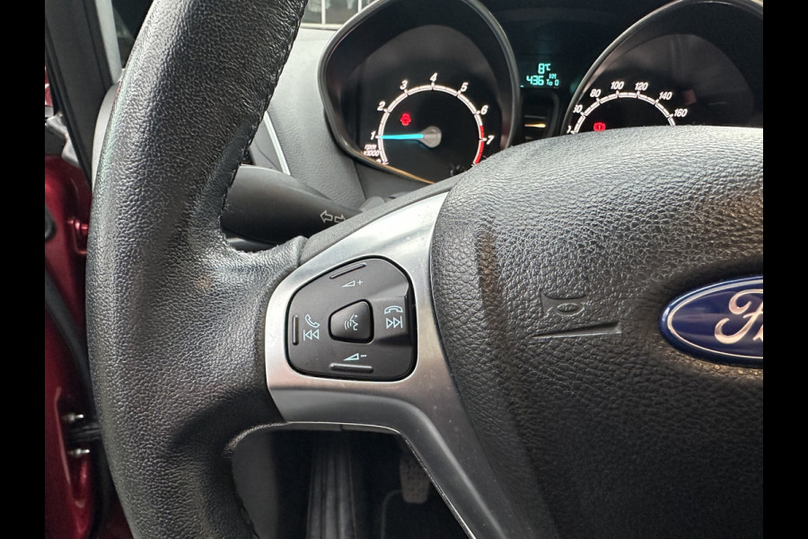 Ford B-MAX 1.0 EcoBoost Titanium CLIMA / CRUISE / NAVI / AFNEEMBARE TREKHAAK