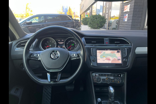 Volkswagen Tiguan 1.4 TSI Comfortline R-Line, Automaat, Camera, CarPlay, Trekhaak, Pano