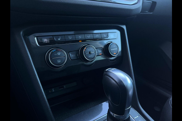 Volkswagen Tiguan 1.4 TSI Comfortline R-Line, Automaat, Camera, CarPlay, Trekhaak, Pano