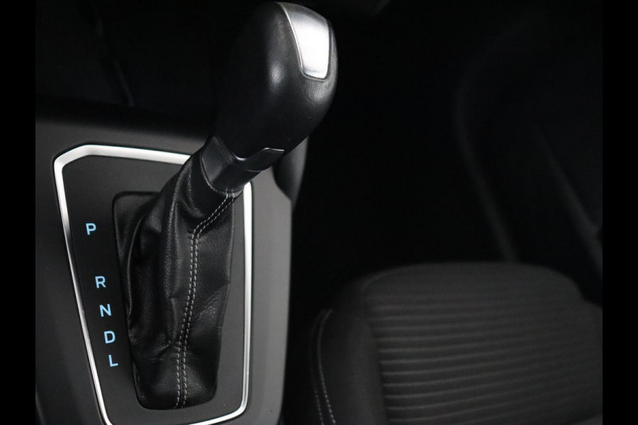 Ford Focus 1.0 EcoBoost Hybrid Titanium X | Automaat | Trekhaak | Stoelverwarming | Adaptive cruise | Camera | Carplay | Stuurverwarming | Navigatie | Full LED | Keyless