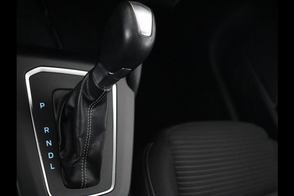 Ford Focus 1.0 EcoBoost Hybrid Titanium X | Automaat | Trekhaak | Stoelverwarming | Adaptive cruise | Camera | Carplay | Stuurverwarming | Navigatie | Full LED | Keyless