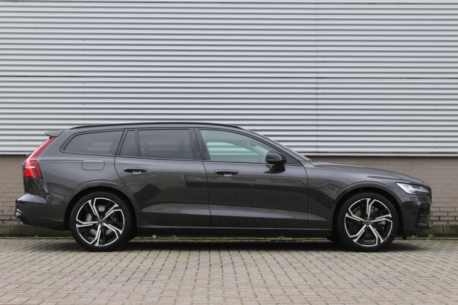 Volvo V60 2.0 T6 Plug-in hybrid AWD Plus Dark | Pilot Assist | 19" | Trekhaak | 360 Camera | H&K