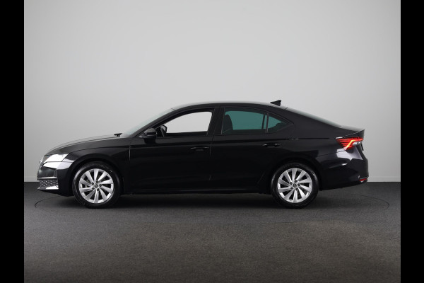 Škoda Octavia Business Edition 1.5 TSI M-HEV 115pk DSG 115pk DSG | Private lease vanaf 731,-- | Parkeercamera | 17 inch Lichtmetalen velgen |  Verwarmbare voorstoelen | 13 inch display | Adaptieve Cruise Control