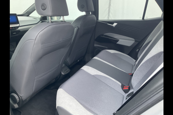 Volkswagen ID.3 First Plus 58 kWh Stoel.Sttuverw. Adapt.Cruise DAB