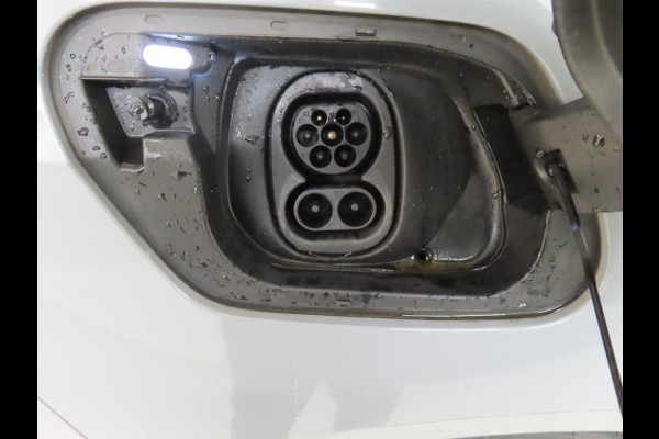 Volkswagen ID.3 First Plus 58 kWh Stoel.Sttuverw. Adapt.Cruise DAB