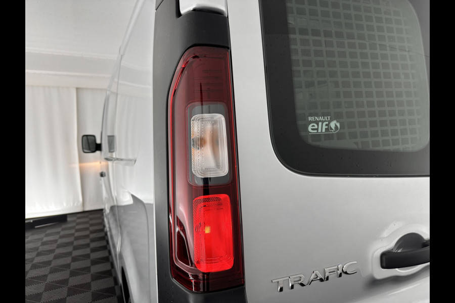 Renault Trafic 1.6 dCi T29 L1H1 Comfort-Pack *NAVI-FULLMAP | AIRCO | CRUISE | 3-PERS | PDC | 1.260 Kg-Cargo-Capacity*