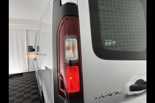 Renault Trafic 1.6 dCi T29 L1H1 Comfort-Pack *NAVI-FULLMAP | AIRCO | CRUISE | 3-PERS | PDC | 1.260 Kg-Cargo-Capacity*