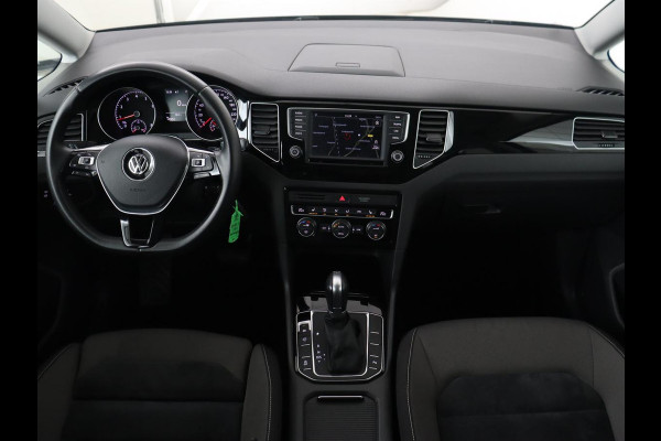 Volkswagen Golf Sportsvan 1.4 TSI Highline | Automaat | Stoelverwarming | Adaptive cruise | Navigatie | Parkeerhulp | Climate control | Bluetooth