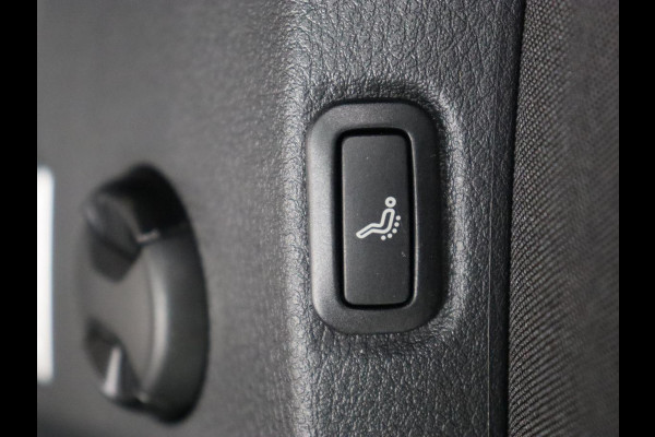 Volkswagen Golf Sportsvan 1.4 TSI Highline | Automaat | Stoelverwarming | Adaptive cruise | Navigatie | Parkeerhulp | Climate control | Bluetooth