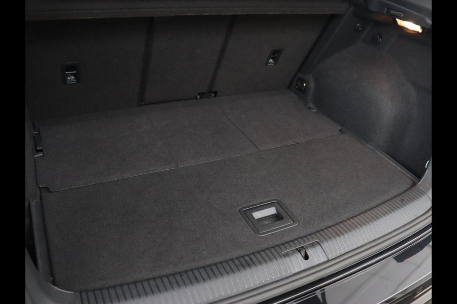 Volkswagen Golf Sportsvan 1.4 TSI Highline | Automaat | Stoelverwarming | Adaptive cruise | Navigatie | Parkeerhulp | Climate control | Bluetooth