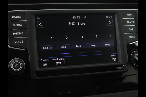 Volkswagen Golf Sportsvan 1.4 TSI Highline | Automaat | Stoelverwarming | Adaptive cruise | Navigatie | Parkeerhulp | Climate control | Bluetooth