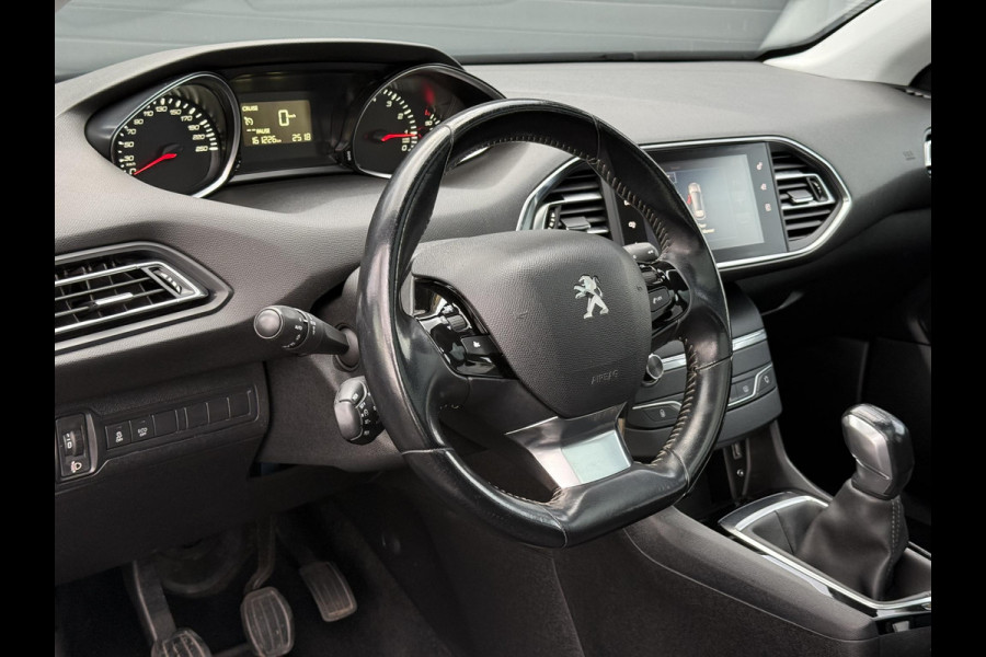 Peugeot 308 1.2 PureTech Blue Lease Executive 2e Eigenaar,Pano,Navi,110pk,Dealer Onderhouden,Clima,Cruise,Pdc V+A,Distributie vv 11-2024,N.A.P,Lm velgen,Apk tot 04-2026