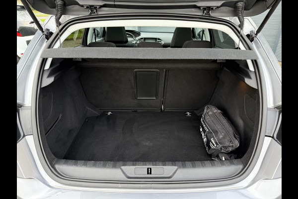 Peugeot 308 1.2 PureTech Blue Lease Executive 2e Eigenaar,Pano,Navi,110pk,Dealer Onderhouden,Clima,Cruise,Pdc V+A,Distributie vv 11-2024,N.A.P,Lm velgen,Apk tot 04-2026