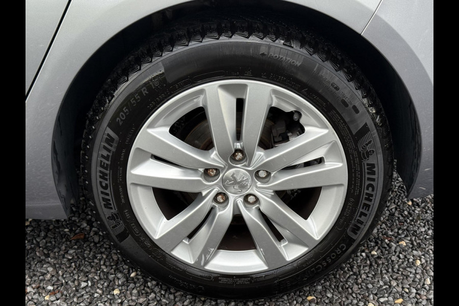 Peugeot 308 1.2 PureTech Blue Lease Executive 2e Eigenaar,Pano,Navi,110pk,Dealer Onderhouden,Clima,Cruise,Pdc V+A,Distributie vv 11-2024,N.A.P,Lm velgen,Apk tot 04-2026