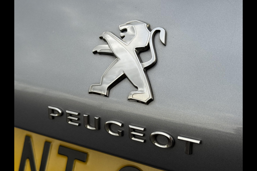 Peugeot 308 1.2 PureTech Blue Lease Executive 2e Eigenaar,Pano,Navi,110pk,Dealer Onderhouden,Clima,Cruise,Pdc V+A,Distributie vv 11-2024,N.A.P,Lm velgen,Apk tot 04-2026