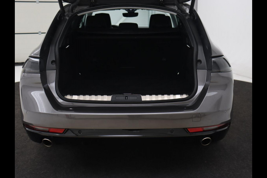Peugeot 508 1.6 HYbrid Allure | Stoelverwarming | Camera | Adaptive cruise | Half leder | Carplay | Navigatie | Full LED | Keyless | PHEV | Plug In