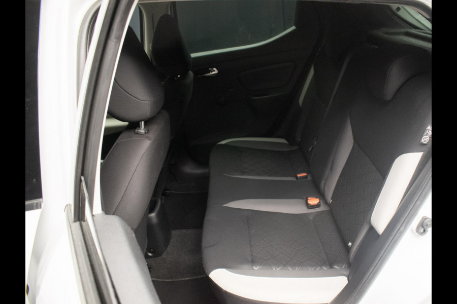 Nissan Micra 0.9 IG-T N-Connecta Sport (APPLE CARPLAY,NAVI,LED,SPORTSTOELEN,CAMERA,CRUISE,LM VELGEN,NETTESTAAT)