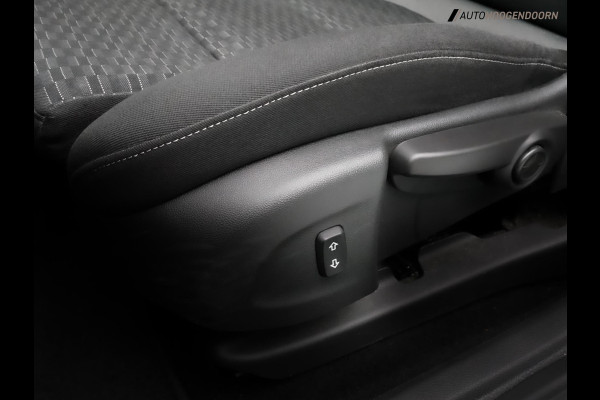 Opel Astra 1.2 Sportive edition 130PK (APPLE CARPLAY,LED,CAMERA,NAVIGATIE,SPORTSTOELEN,CLIMATE,CRUISE,PARKEERSENSOREN,LM-VELGEN)