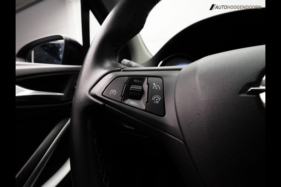 Opel Astra 1.2 Sportive edition 130PK (APPLE CARPLAY,LED,CAMERA,NAVIGATIE,SPORTSTOELEN,CLIMATE,CRUISE,PARKEERSENSOREN,LM-VELGEN)