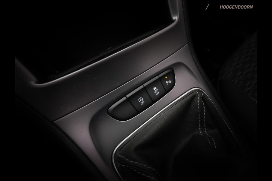 Opel Astra 1.2 Sportive edition 130PK (APPLE CARPLAY,LED,CAMERA,NAVIGATIE,SPORTSTOELEN,CLIMATE,CRUISE,PARKEERSENSOREN,LM-VELGEN)