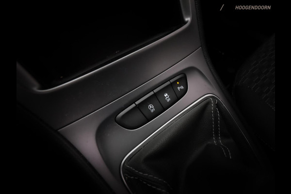 Opel Astra 1.2 Sportive edition 130PK (APPLE CARPLAY,LED,CAMERA,NAVIGATIE,SPORTSTOELEN,CLIMATE,CRUISE,PARKEERSENSOREN,LM-VELGEN)