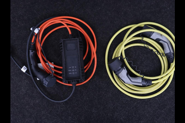 Opel CORSA-E Edition 50 kWh | Carplay | Parkeerhulp | Cruise control | Climate control | Keyless start | 16'' lichtmetalen velgen | Bluetooth