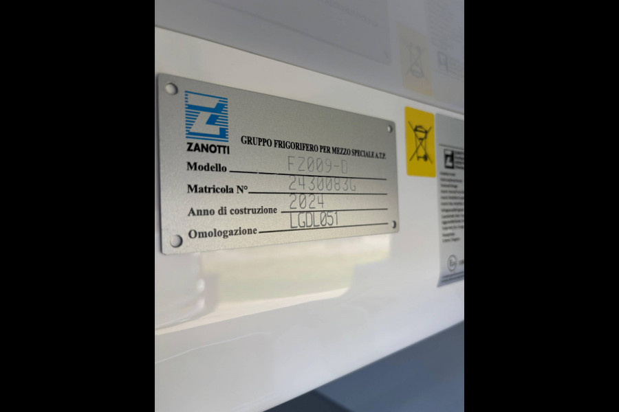 Iveco Daily 35S18HA L4H2 16M3 180PK KOELWAGEN KOELER KOEL KüHLWAGEN KüHLKOFFER FRIGO (ZIE OPMERKINGEN) NAVIGATIE ADAPTIVE CRUISE CONTROL LED  AIRCO ECC GEVEERDE BESTUURDERSSTOEL 270 GRADEN ACHTERDEUREN