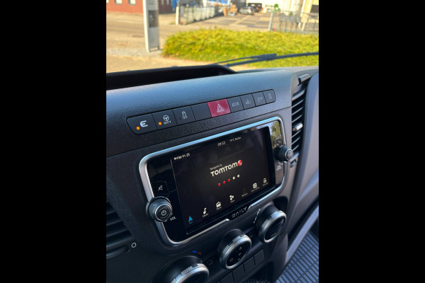 Iveco Daily 35S18HA L4H2 16M3 180PK KOELWAGEN KOELER KOEL KüHLWAGEN KüHLKOFFER FRIGO (ZIE OPMERKINGEN) NAVIGATIE ADAPTIVE CRUISE CONTROL LED  AIRCO ECC GEVEERDE BESTUURDERSSTOEL 270 GRADEN ACHTERDEUREN