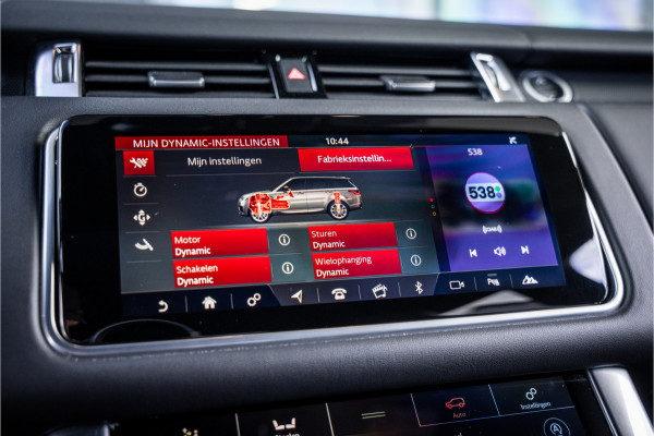 Land Rover Range Rover Sport P575 SVR Carbon Edition - Panorama | Meridian | Elek. Trekhaak | Memory | HUD