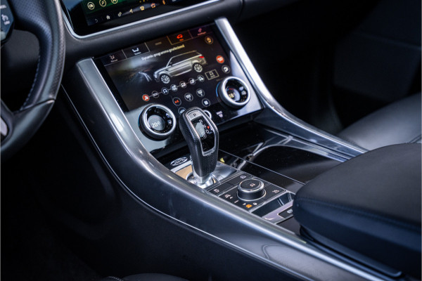 Land Rover Range Rover Sport P575 SVR Carbon Edition - Panorama | Meridian | Elek. Trekhaak | Memory | HUD