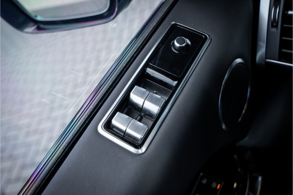 Land Rover Range Rover Sport P575 SVR Carbon Edition - Panorama | Meridian | Elek. Trekhaak | Memory | HUD
