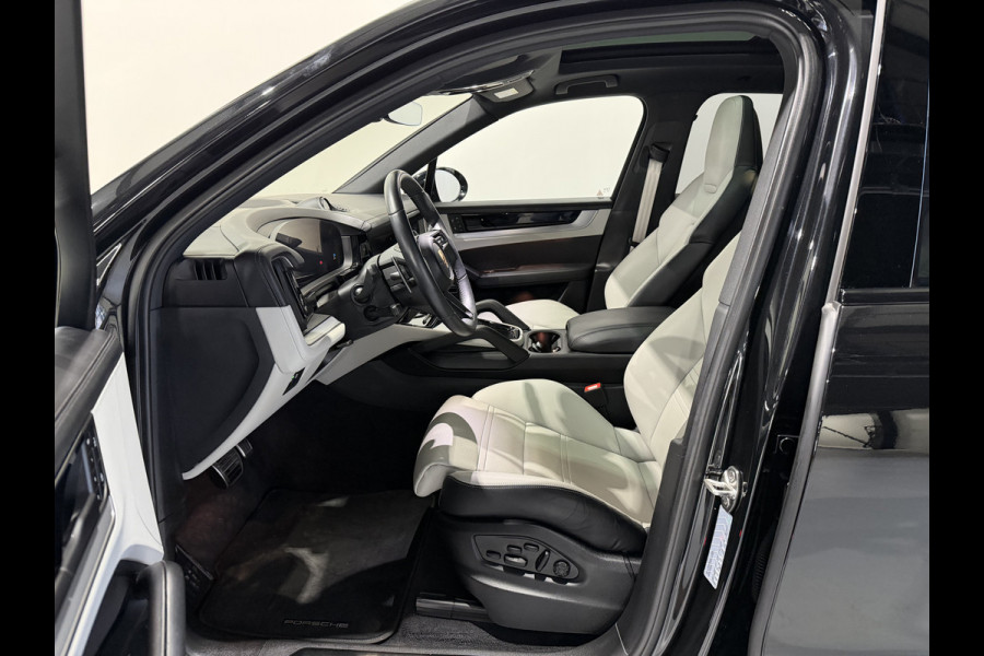 Porsche Cayenne 3.0 E-Hybrid NWE MODEL SPORTDESIGN PANO BOSE