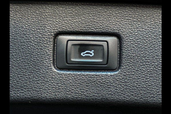 Audi Q7 4.0 TFSI SQ7 quattro 7p 3D B&O|RS-Seats|Trekhaak|HUD|Full Opt.