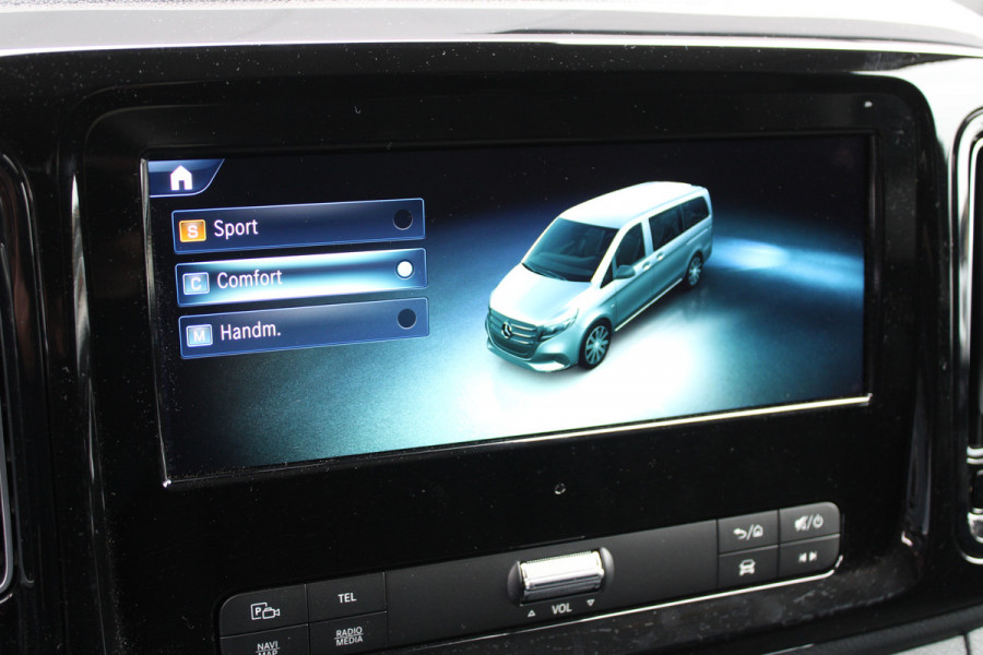 Mercedes-Benz Vito 114CDI L2 Pro - Distronic - 360 camera - Multibeam LED - Stoel&Stuurverwarming - Trekhaak 2500kg - Navigatie - Rijklaar