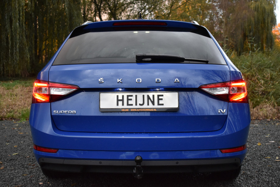 Škoda Superb Combi iV 218PK DSG HYBRID BUSINESS VIRTUAL/NAVI/TREKHAAK