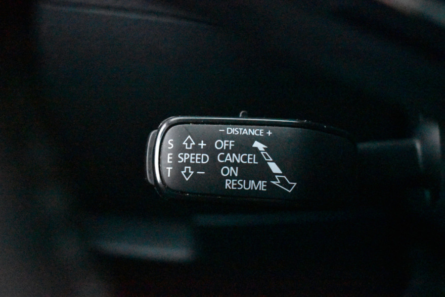 Škoda Superb Combi iV 218PK DSG HYBRID BUSINESS VIRTUAL/NAVI/TREKHAAK