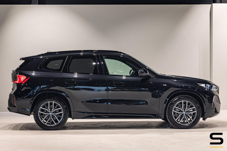 BMW X1 SDrive20i|M-sport|HUD|Cam|ACC|Fisc€50.000|Garantie