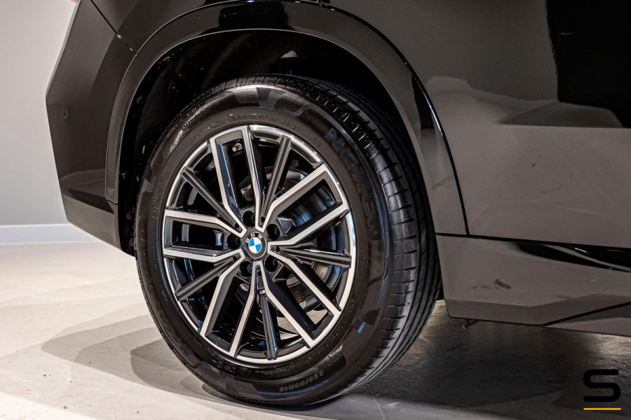 BMW X1 SDrive20i|M-sport|HUD|Cam|ACC|Fisc€50.000|Garantie