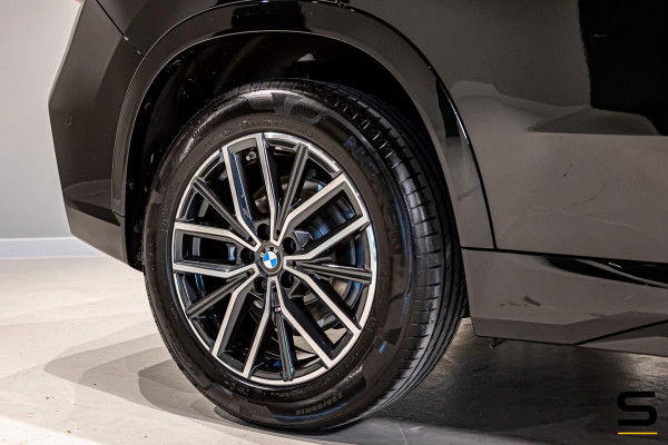 BMW X1 SDrive20i|M-sport|HUD|Cam|ACC|Fisc€50.000|Garantie