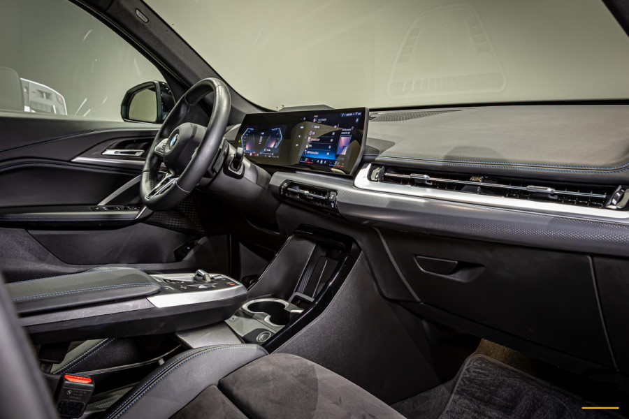 BMW X1 SDrive20i|M-sport|HUD|Cam|ACC|Fisc€50.000|Garantie