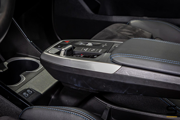 BMW X1 SDrive20i|M-sport|HUD|Cam|ACC|Fisc€50.000|Garantie