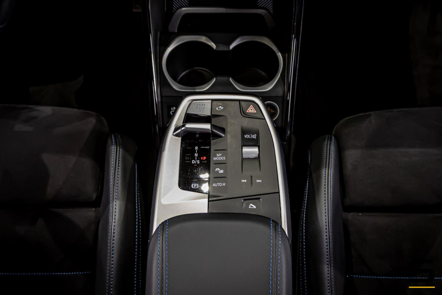 BMW X1 SDrive20i|M-sport|HUD|Cam|ACC|Fisc€50.000|Garantie