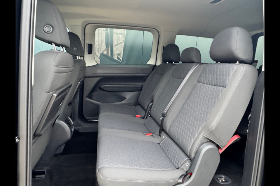 Volkswagen Caddy Maxi 1.5 TSI 115pk DSG Life 7 Persoons * Navigatie * Stoelverwarming * Camera *